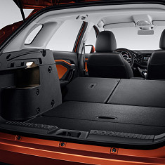 Фото LADA Vesta SW Cross: интерьер и экстерьер автомобиля