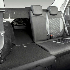 Фото LADA Granta седан: интерьер и экстерьер автомобиля