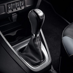 Фото LADA XRAY Cross: интерьер и экстерьер автомобиля