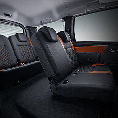 Фото LADA Largus универсал: интерьер и экстерьер автомобиля