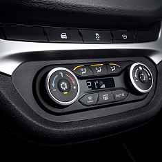 Фото LADA Vesta седан: интерьер и экстерьер автомобиля