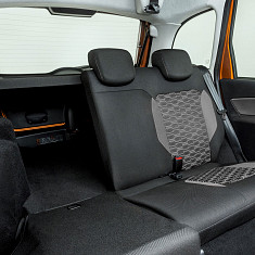 Фото LADA Granta Cross: интерьер и экстерьер автомобиля